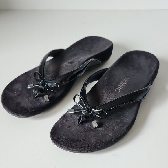 VIONIC | thong Sandals Patent Leather Black Sz 10 - Picture 1 of 5